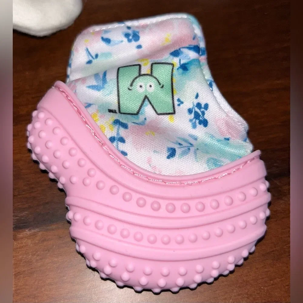 Munch Mitt, Burt’s Bees Booties & Ryan & Rose Pacifier Clip
